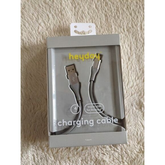 heyday™ 4' Micro USB to USB-A Round Cable - Cool Gray/Silver - Picture 1 of 1